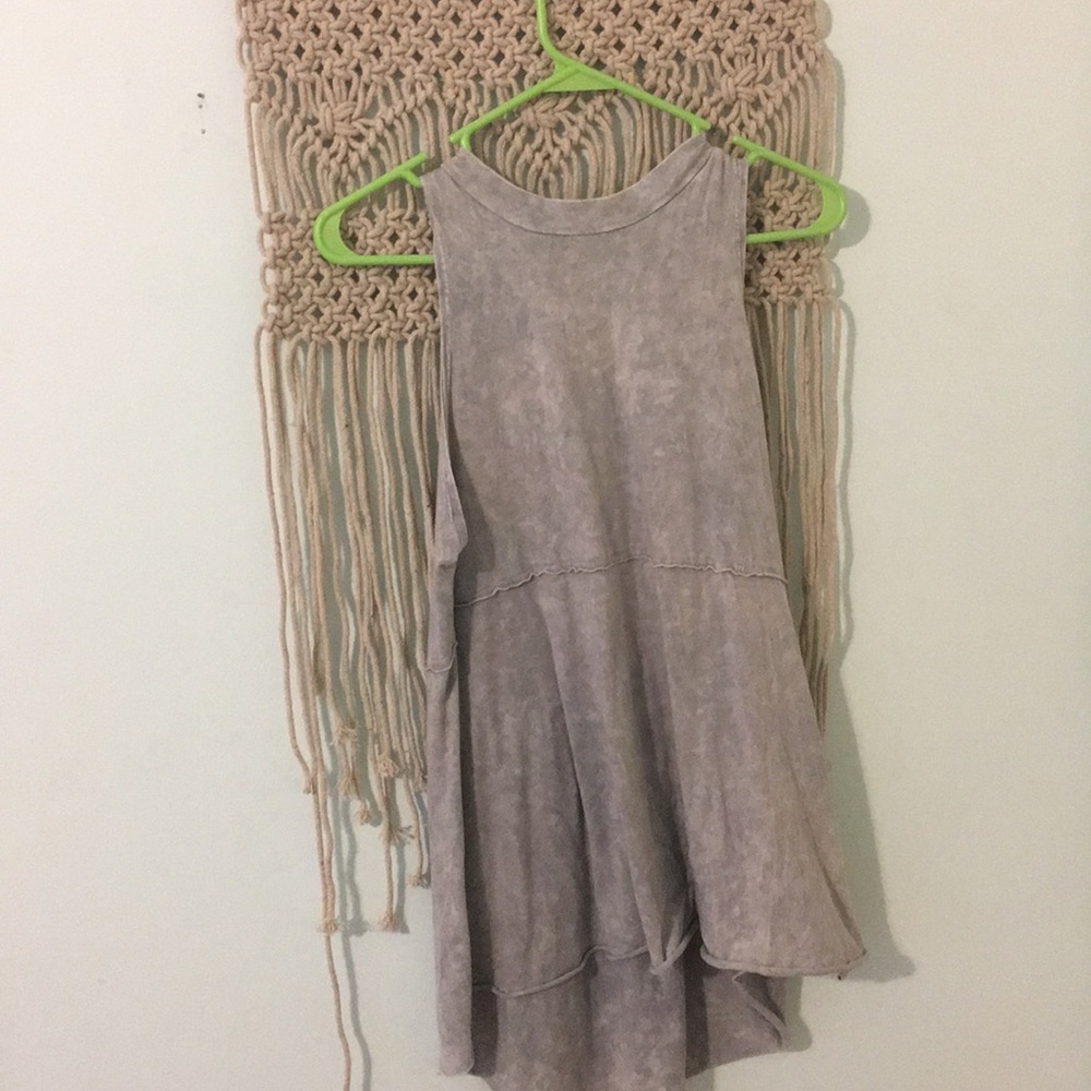 high/low distressed tank